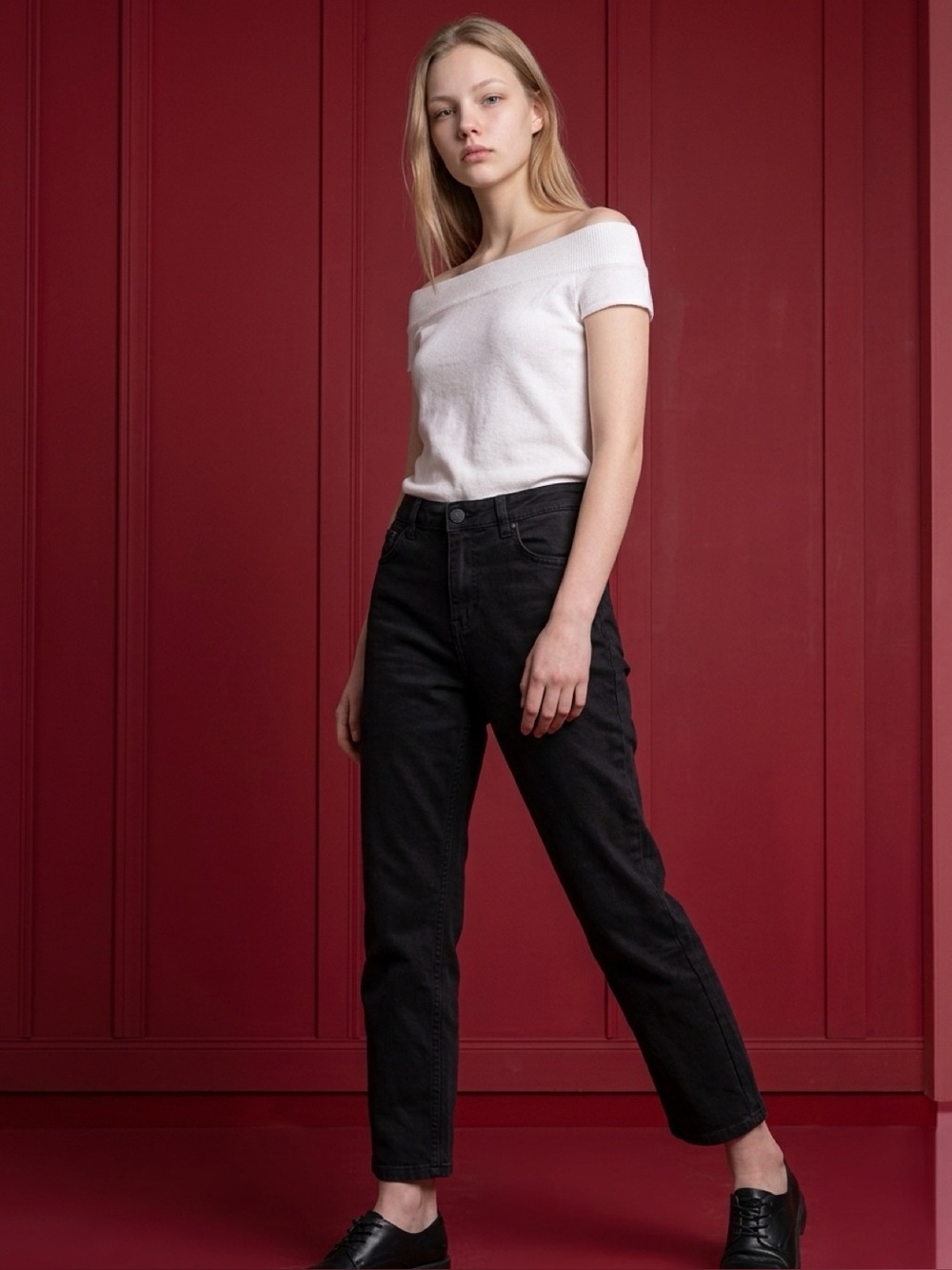 Jones New York Woman’s Black Jeans, Soho Capri, size 8
